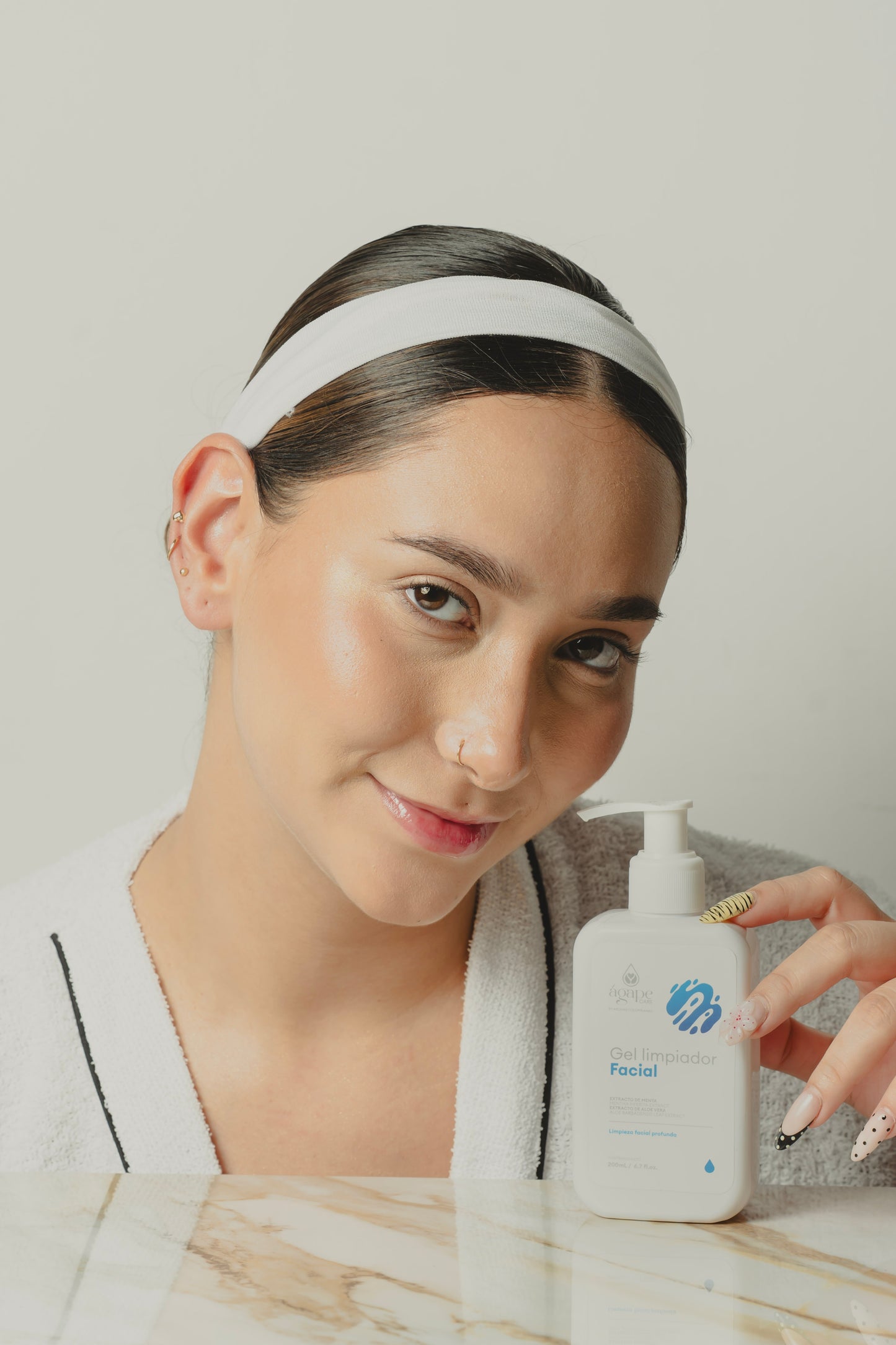 Gel limpiador facial
